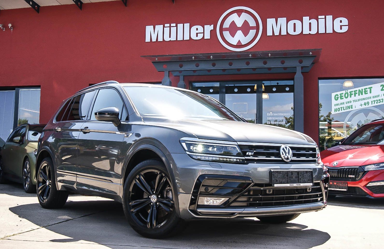 Fahrzeugabbildung Volkswagen Tiguan 20TDI 4Motion R-LINE BLACK STHZG LED ANHZ