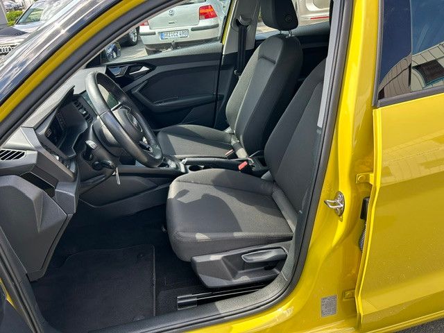 Foto Nummer 8: AUDI A1