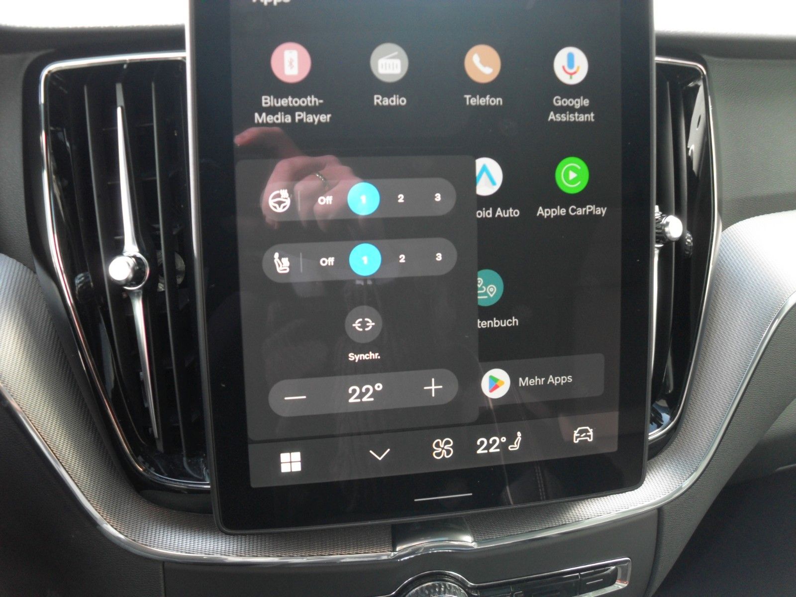 Fahrzeugabbildung Volvo XC 60 B5 Plus Black Edition AWD | Headup