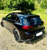 Volkswagen VIII GTI 2.0 TSI BLACK*PANO*IQ.Light*8fach Garan - Volkswagen Golf: GTI 8 V