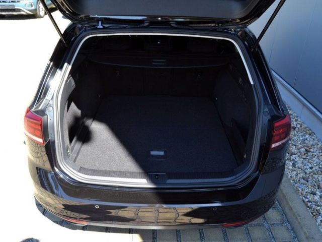 Passat Variant 2.0 TSI 190 PS DSG Business AHK/1