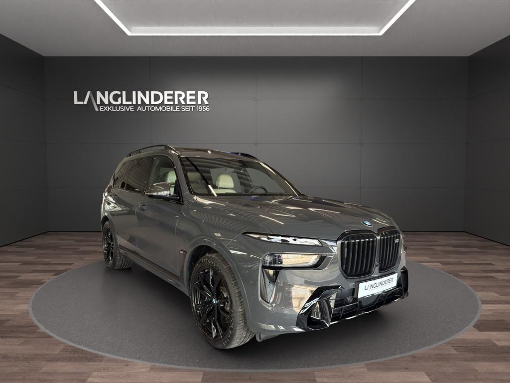 BMW X7 M60