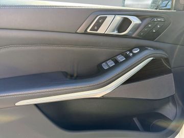 BMW X7 - 9
