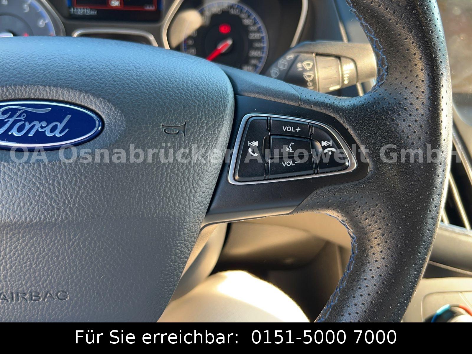 Ford Focus RS Limo 350PS Recaro Klappe Käfig Kamera