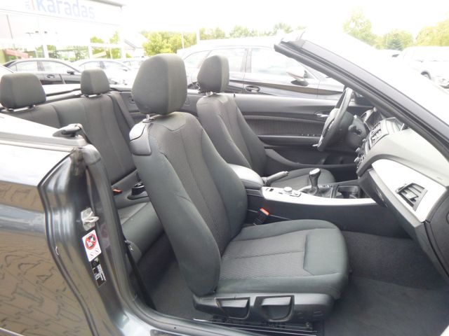 Fahrzeugabbildung BMW 218i Cabrio >NAV/PDC/Sitzheiz/Bluetooth