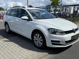 Volkswagen Golf VII Variant Trendline BMT - Volkswagen Golf: Trendline