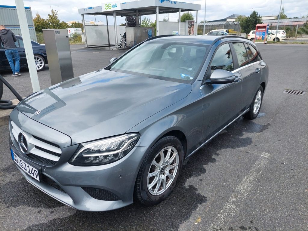 Image of Mercedes-Benz C 200