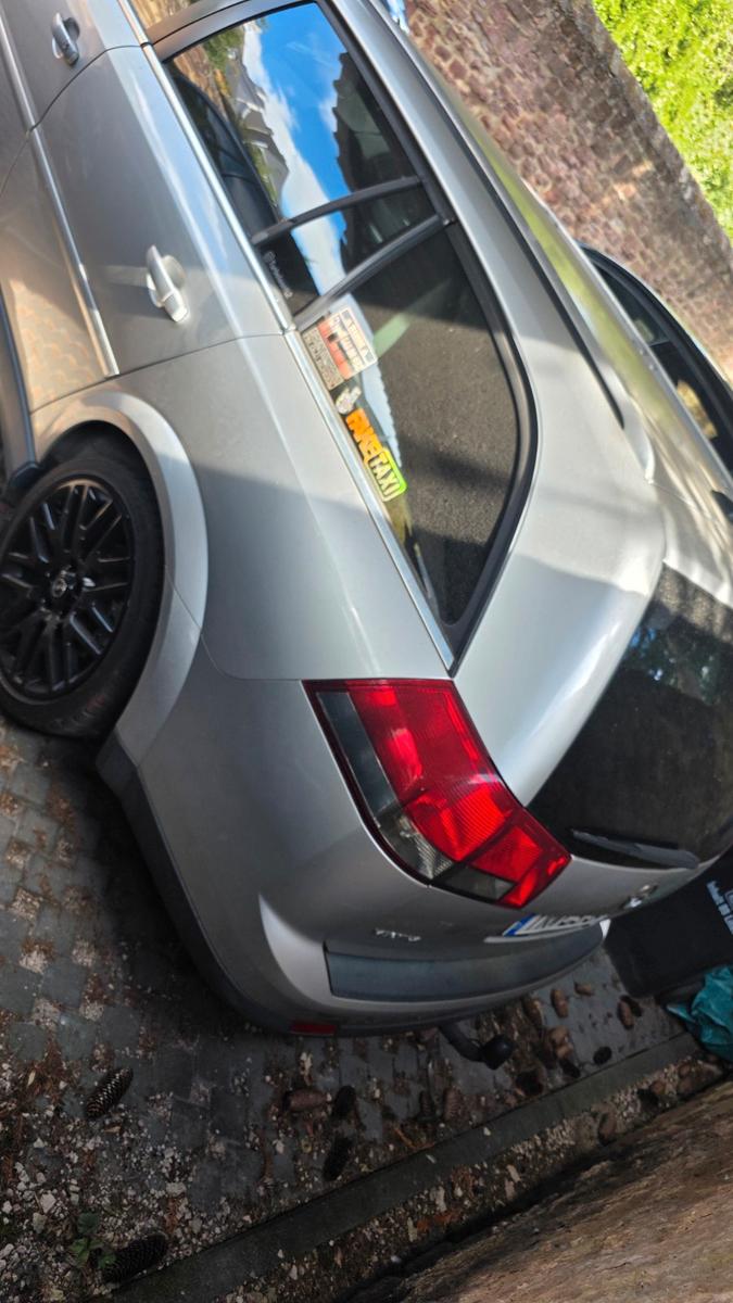 Opel Vectra 2006 — photo 8