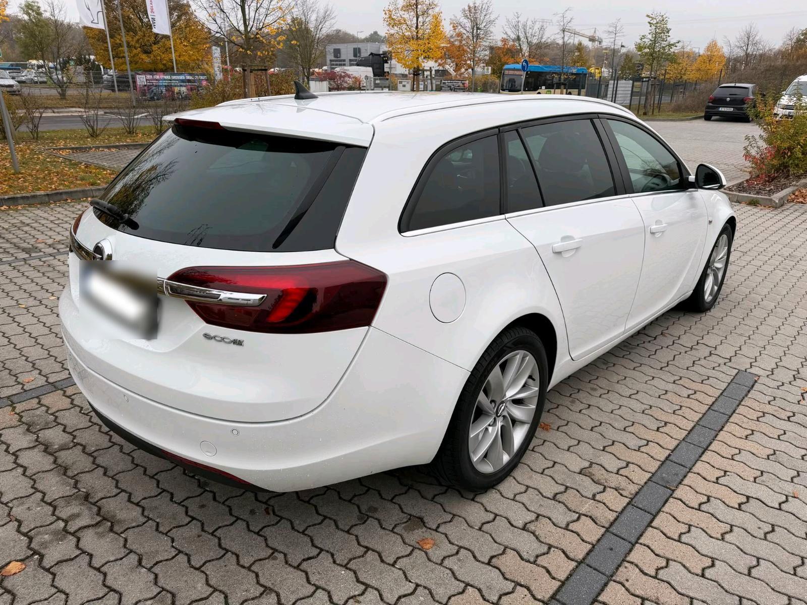 Opel Insignia 2014 — двигун 140 HP (103kW)