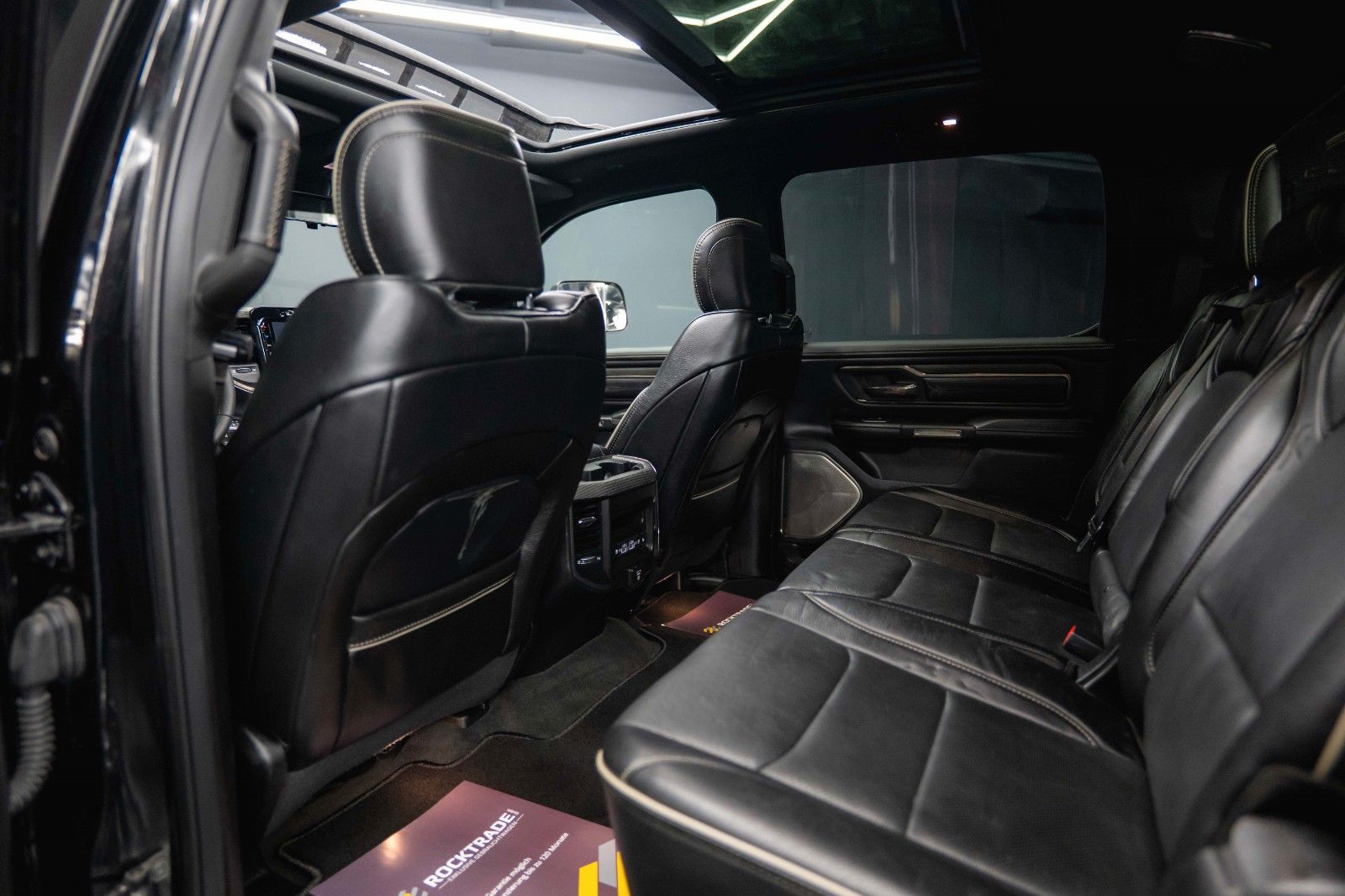 Fahrzeugabbildung Dodge RAM 5.7 V8 HEMI 4x4 LIMITED Offroad 100% Options