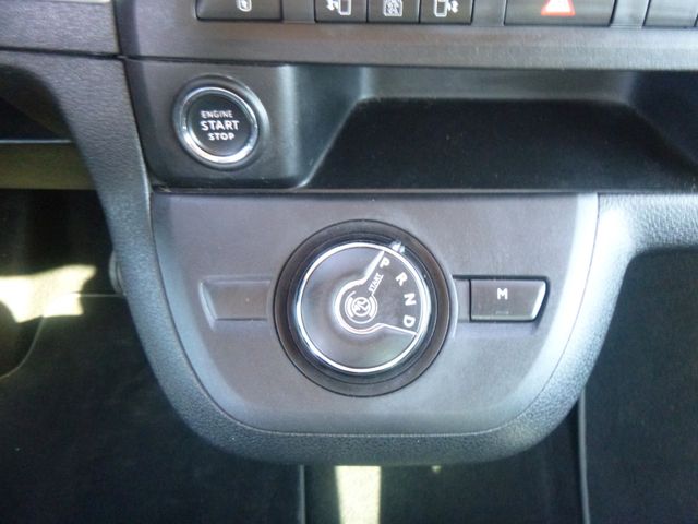 Fahrzeugabbildung Opel Zafira Life 2,0 D L >8Sitze/AUT/KAM/PDC/NAV/AHK