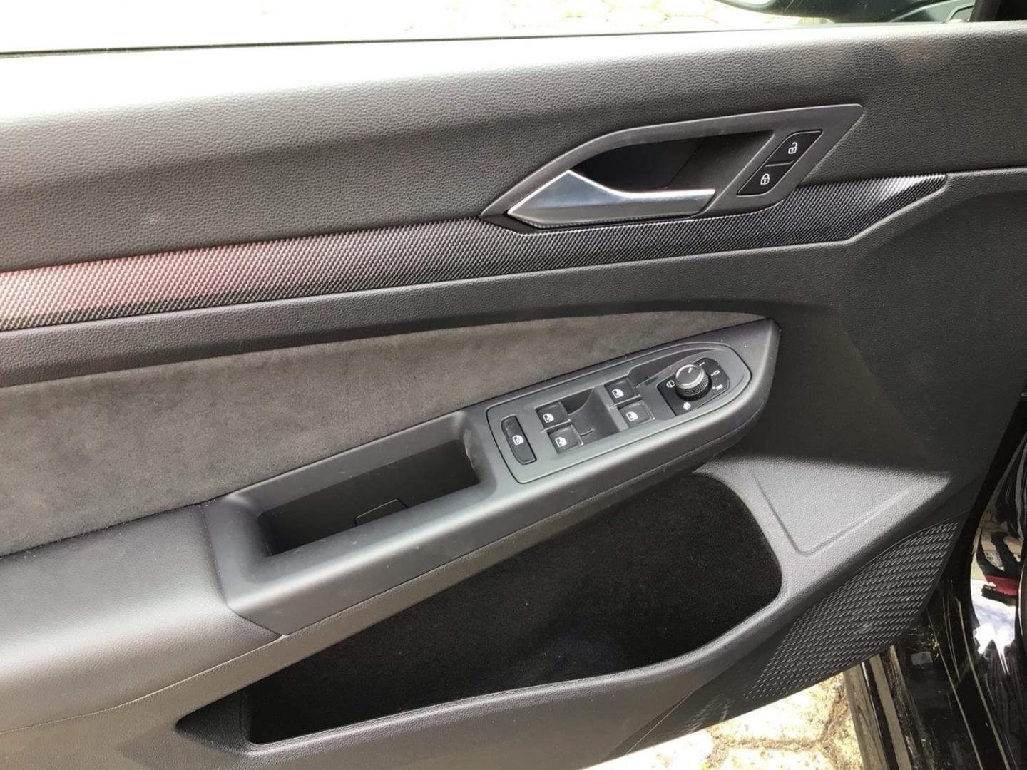 Volkswagen Golf 1.5 R-LINE DAB+ ACC SHZ R.CAM PRO LED, миниатюра 15