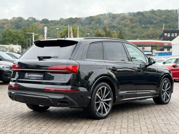 Audi Q7 - 7