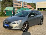 Opel Astra 1.7 CDTI, Navi, Neuer TÜV +Zahnriemen - Opel Astra aus 2011 mit Diesel-Antrieb