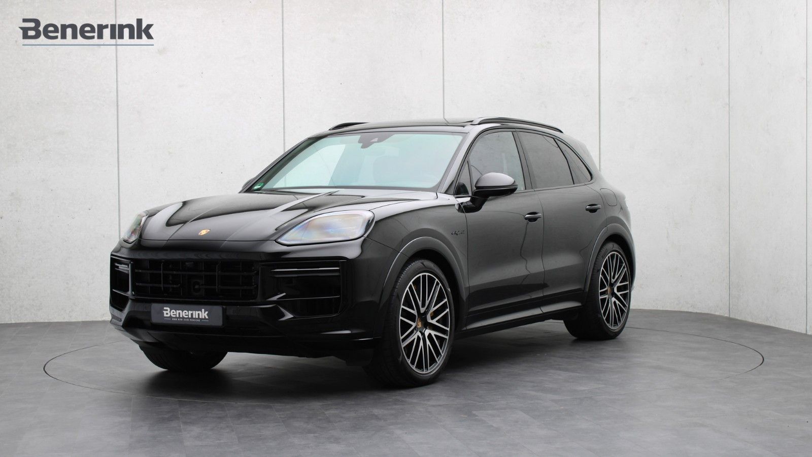 Porsche Cayenne Turbo E-Hybrid. PCCB, Burm. Sitzebe. HUD