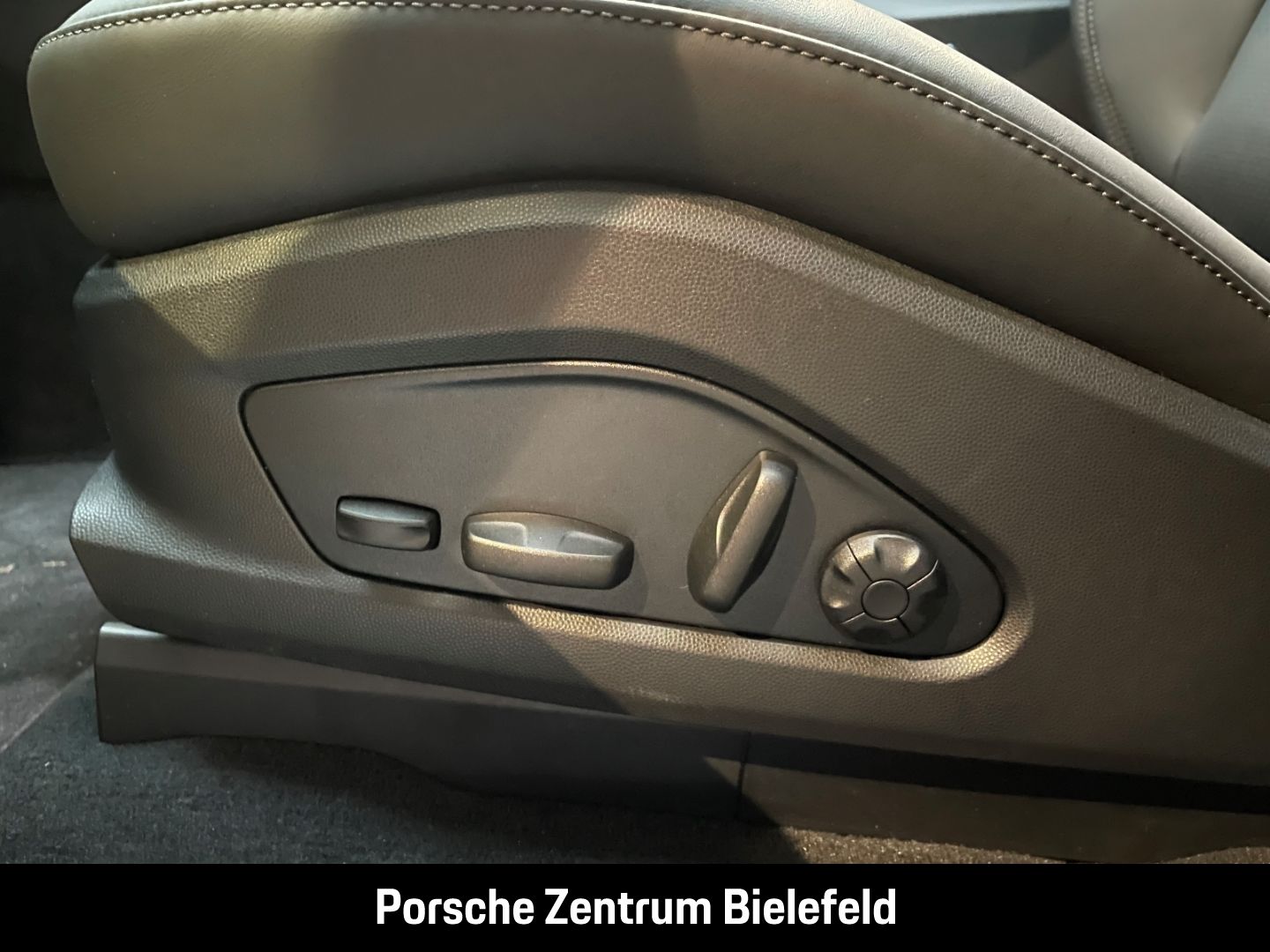 Porsche Macan - Bild 22