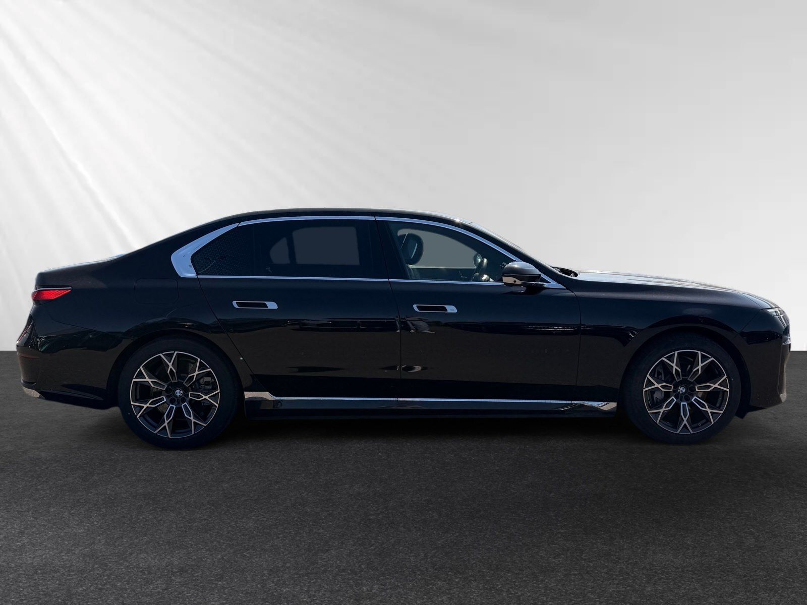 BMW 750 - Bild 2