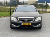 Mercedes-Benz S 420 LUCHTGEVEERD, V8, LEREN STOELEN, NL AUTO. - gebrauchte Mercedes-Benz S 420 aus dem Jahr 2007