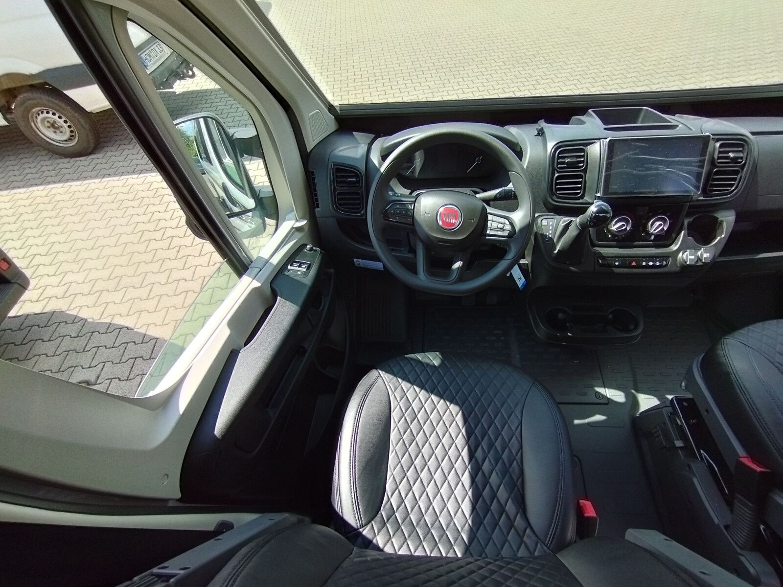 Fahrzeugabbildung Chausson Van Sport Line V690