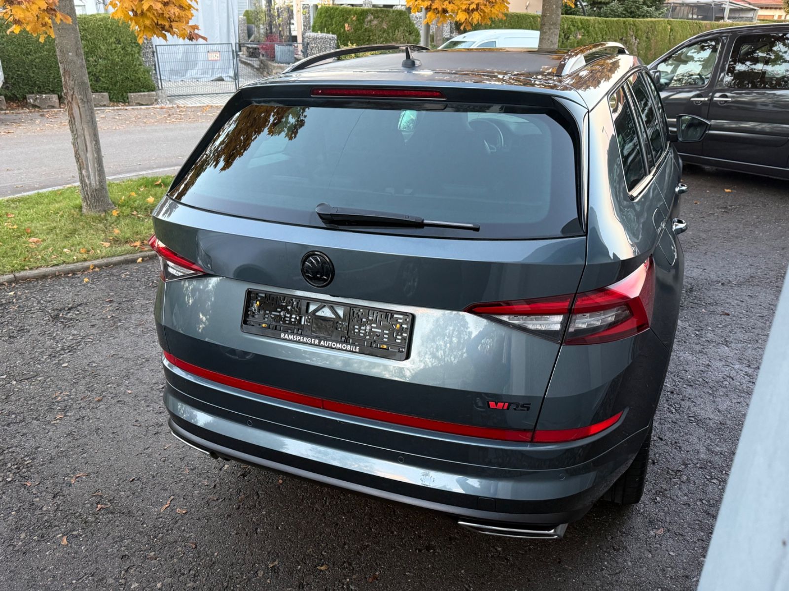 Skoda Kodiaq RS 4x4!7 sitze!Standheizung!Navi!Cockpit! imagem 3