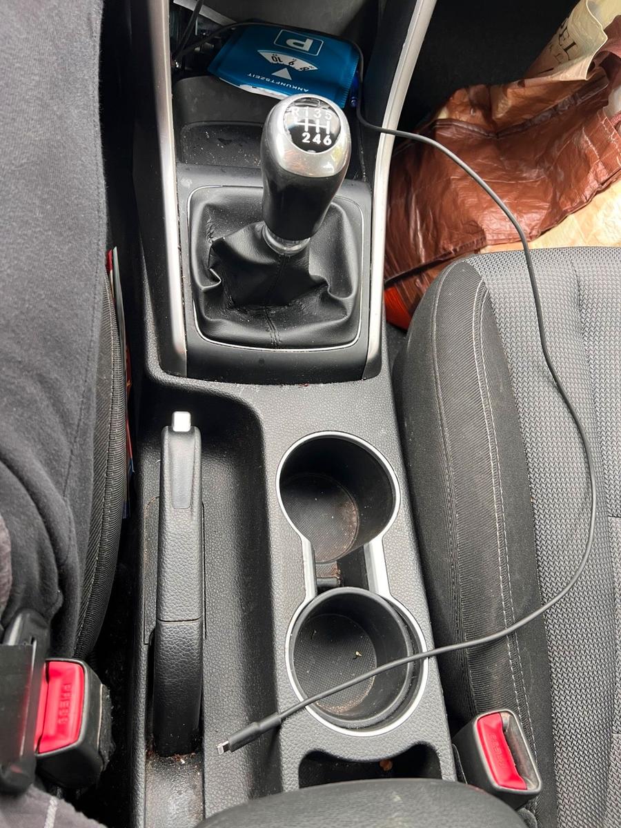 Hyundai i30 2015 — photo 15
