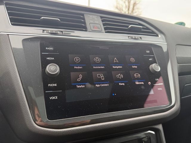 Tiguan Allspace R-Line 2.0 TSI 4Motion Pano Navi