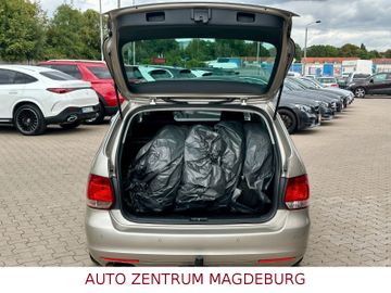 Volkswagen Golf - 10