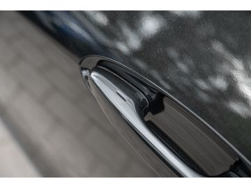 Lexus UX - 12