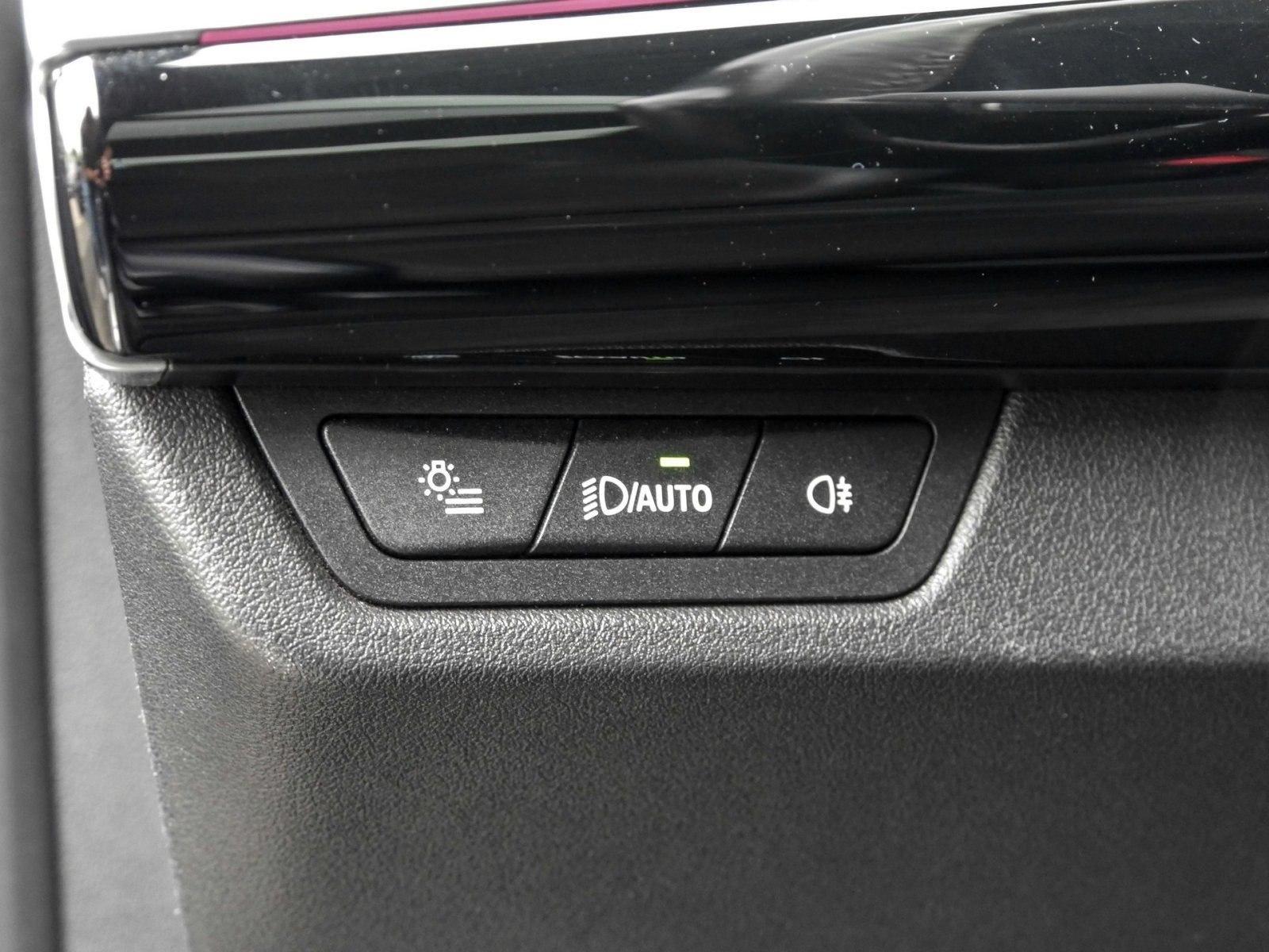 BMW 218 Active Tourer 218d M Sport HUD PANO AHK RFK NAVI LED PDC V+H, миниатюра 17