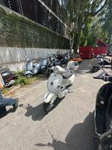 Vespa LX 50 Topcase - VESPA ROLLER 50