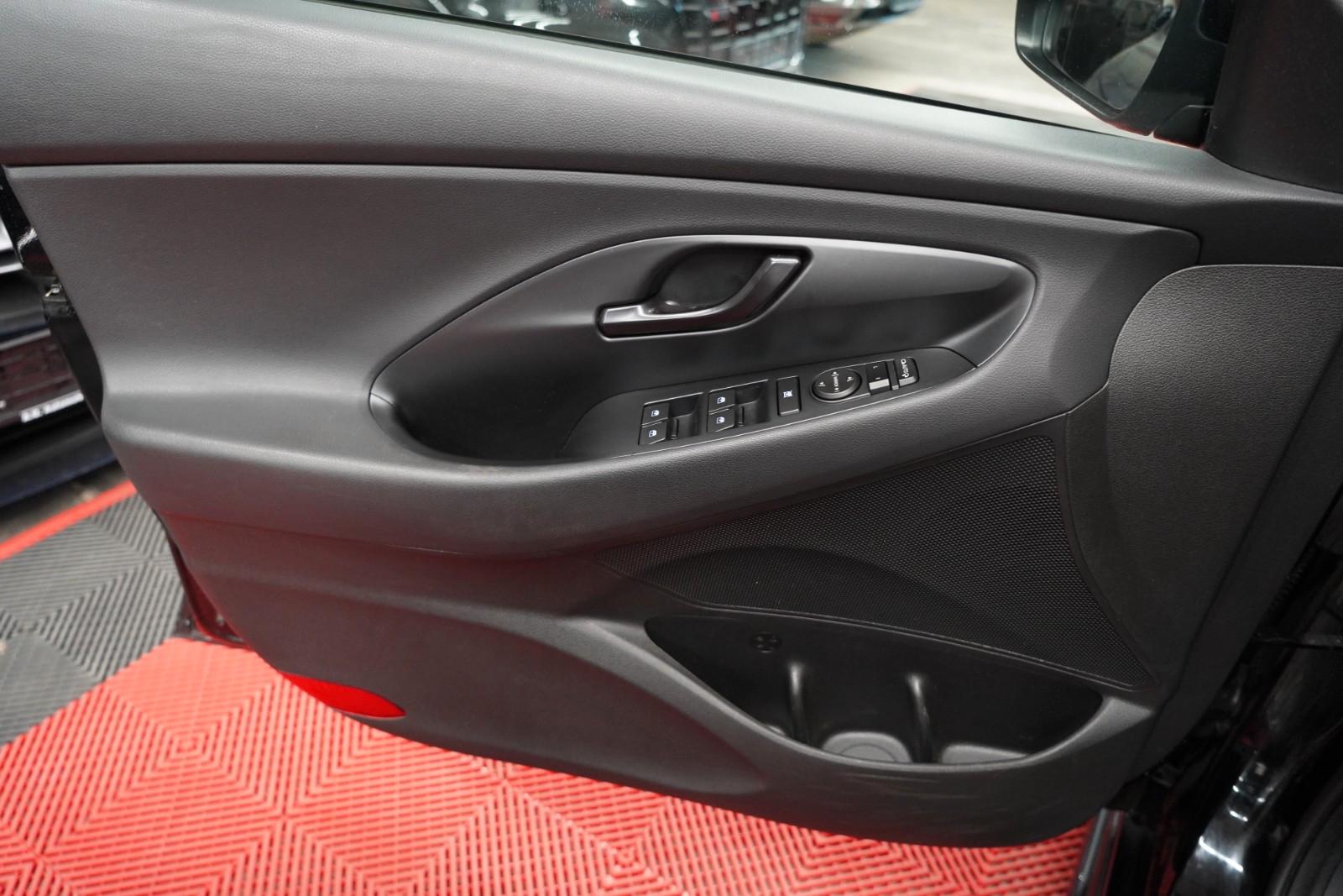 HYUNDAI I30 PERFORMANCE 275 ch BVM - PHARES LED - GPS - RÉGULATEUR DE VITESSE - CAMÉRA DE RECUL