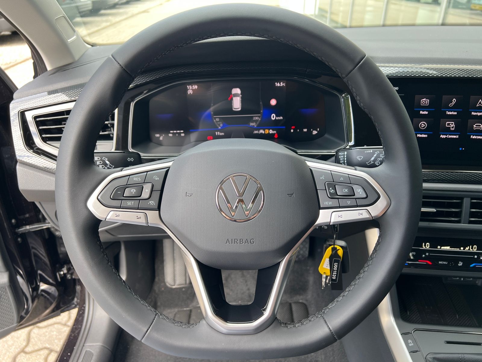 Fahrzeugabbildung Volkswagen Polo Life 1.0 TSI *LED, ACC, Ready2Discover, Kam