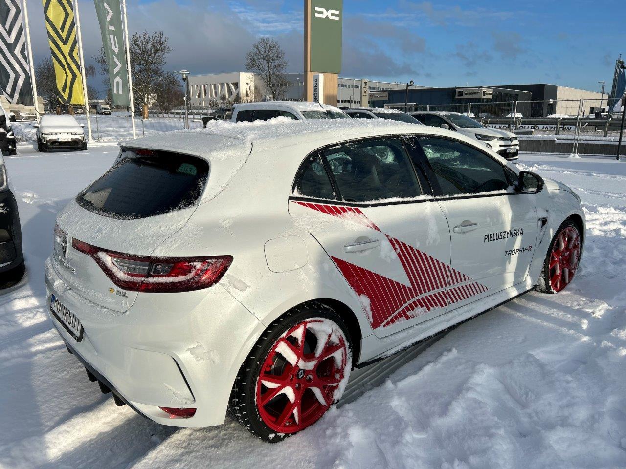 Renault TCe 300 R.S. Trophy R  1 of 500 worldwide