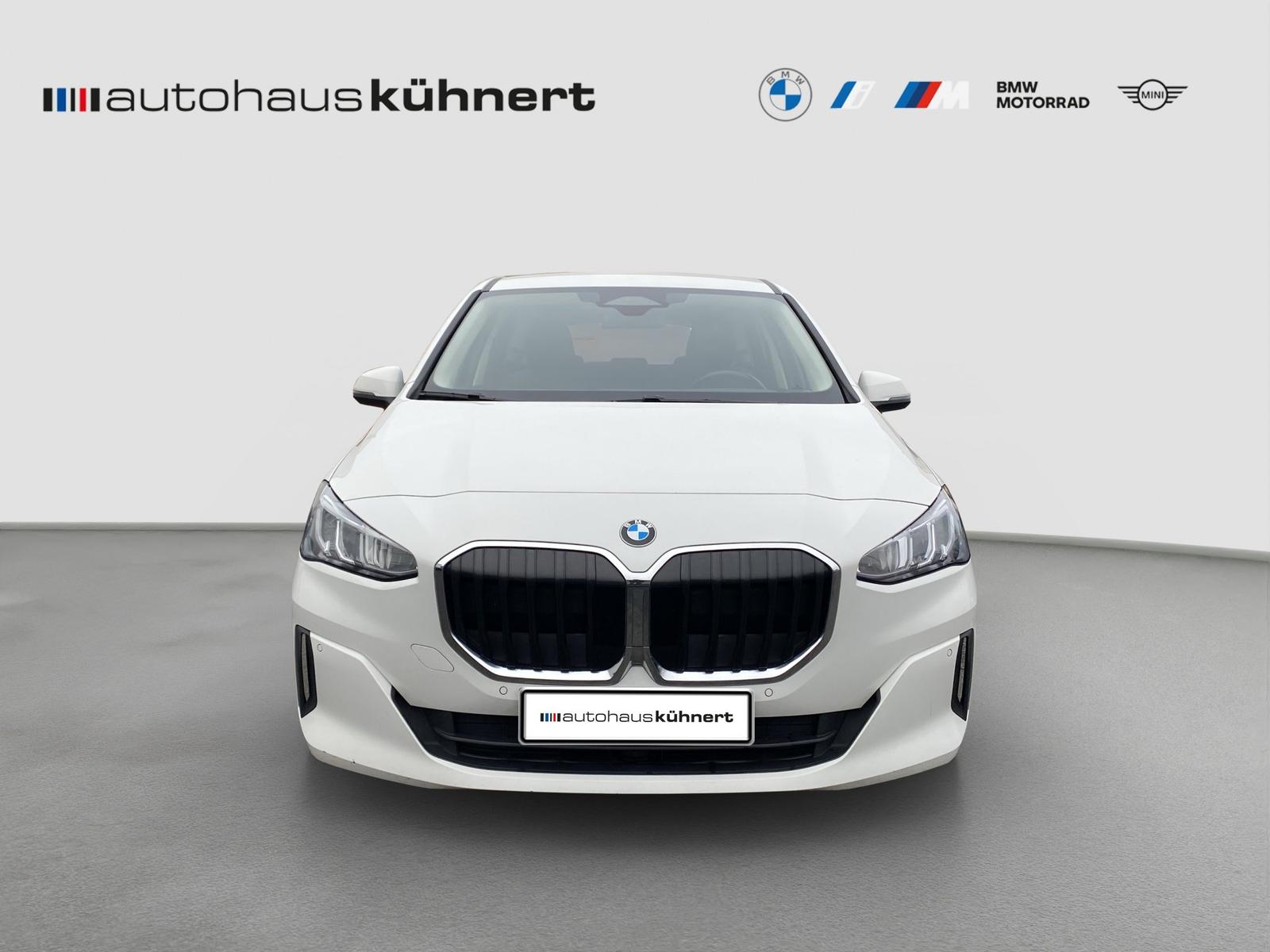 BMW 218d Active Tourer +nur an Händler/Export+