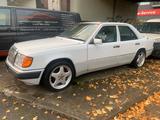 Mercedes-Benz Mercedes Benz w124 E200 Limousine - gebrauchte Mercedes-Benz E 200 aus dem Jahr 1991