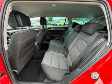 Volkswagen Passat Variant - 10