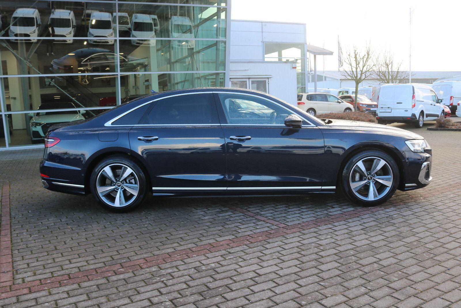 Audi A8 55 TFSI quattro Pano B&O Standhzg. Matrix HuD foto 3