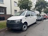 Volkswagen T6 als liebevoll ausgebauter Campingvan - : Kleinbus, Camping