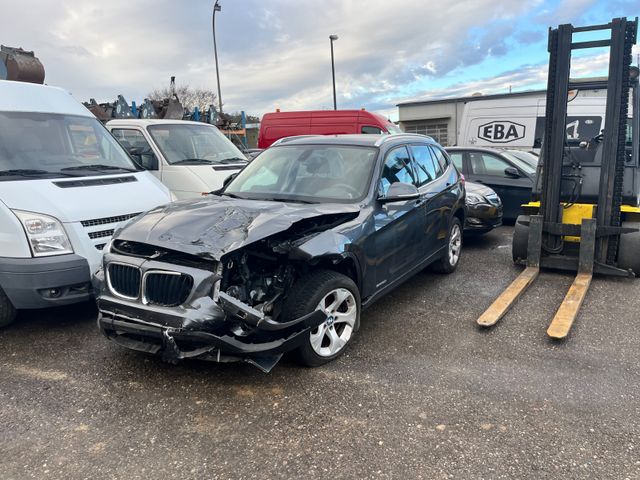 BMW X1 Baureihe X1 20 i sDrive+AUTOMATIK+XENON+EURO6