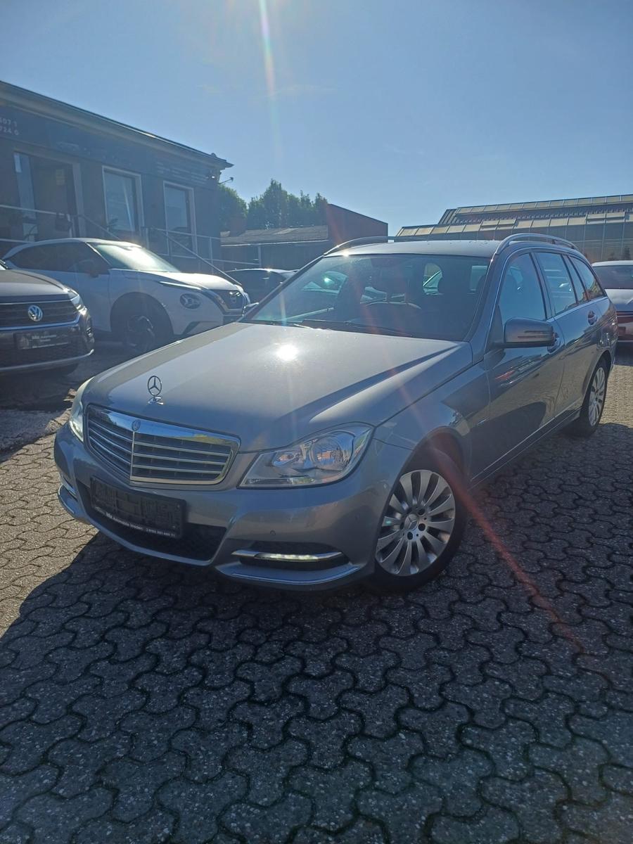 Mercedes-Benz C 220 C Limousine C 220 CDI BlueEfficiency AHK