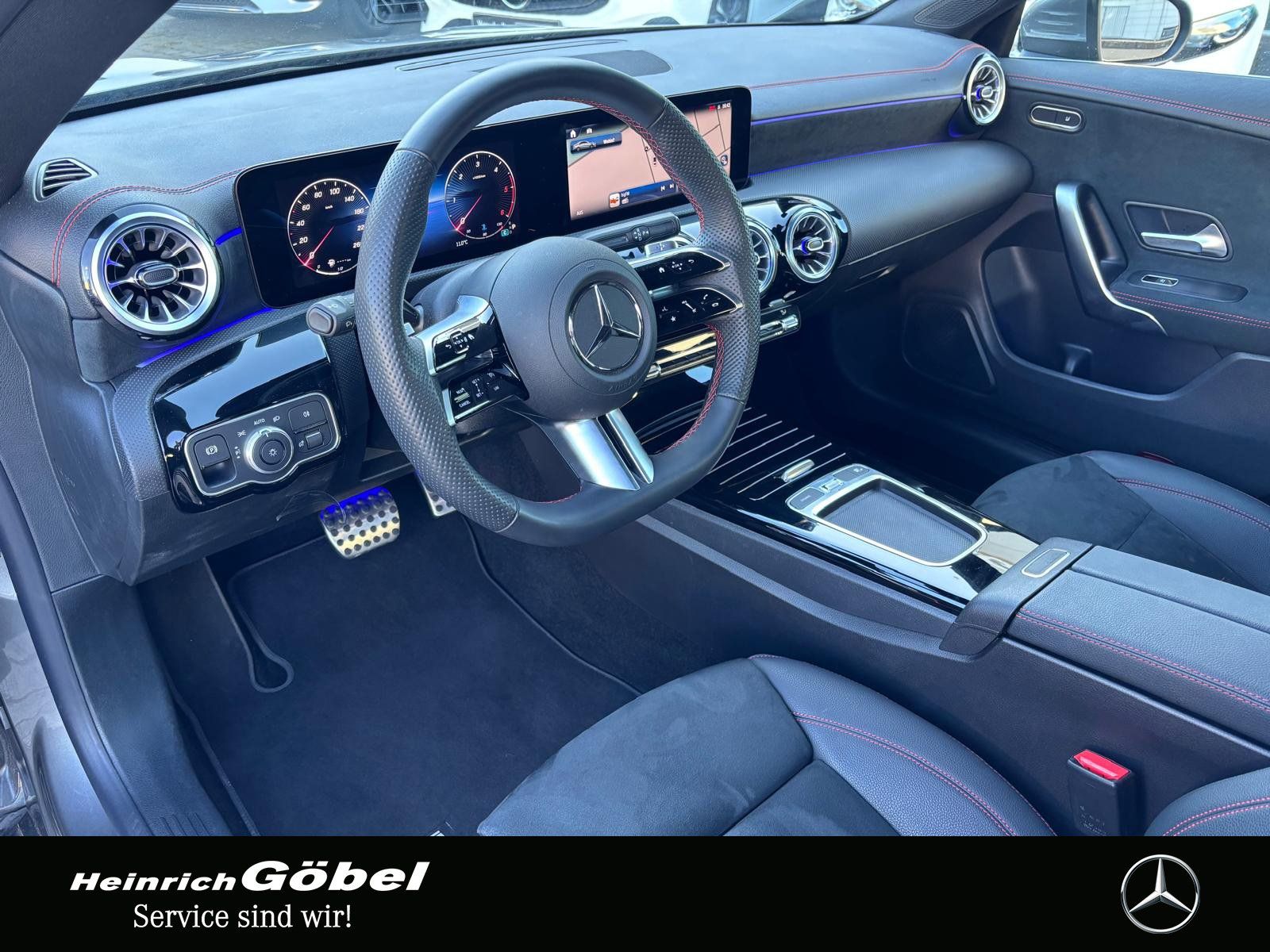Fahrzeugabbildung Mercedes-Benz CLA 220 d AMG LED WP KLG-KP VZA KAM ABL SHA