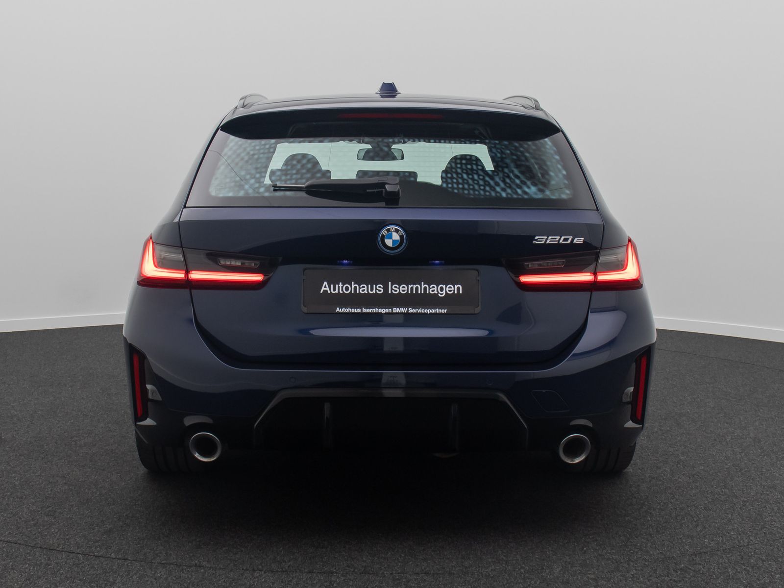 Fahrzeugabbildung BMW 320e M Sport AHK Panorama Stop&Go DAB H/K 18Zoll