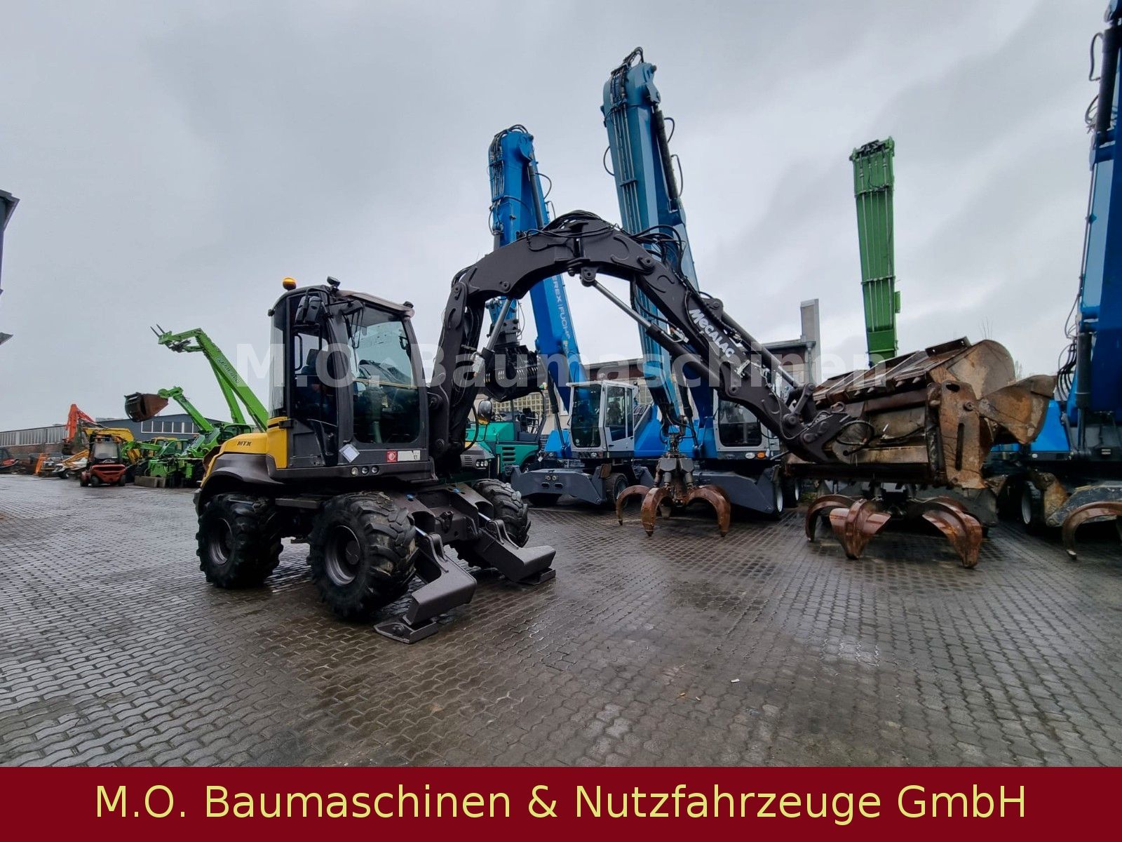 Fahrzeugabbildung MECALAC 12 MTX  /VSA / ZSA / Knickarm/ AC / 3in1 / Gabel