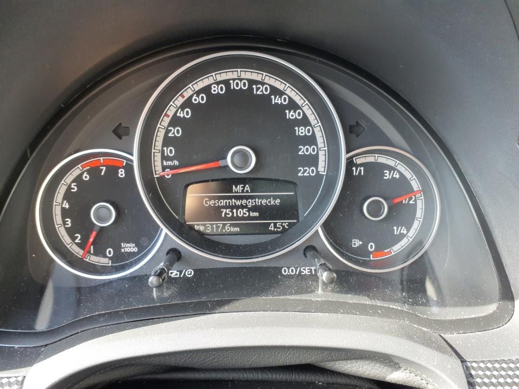 Fahrzeugabbildung Volkswagen move up! *Cam*Klima*PDC*DAB*Maps&More Dock*