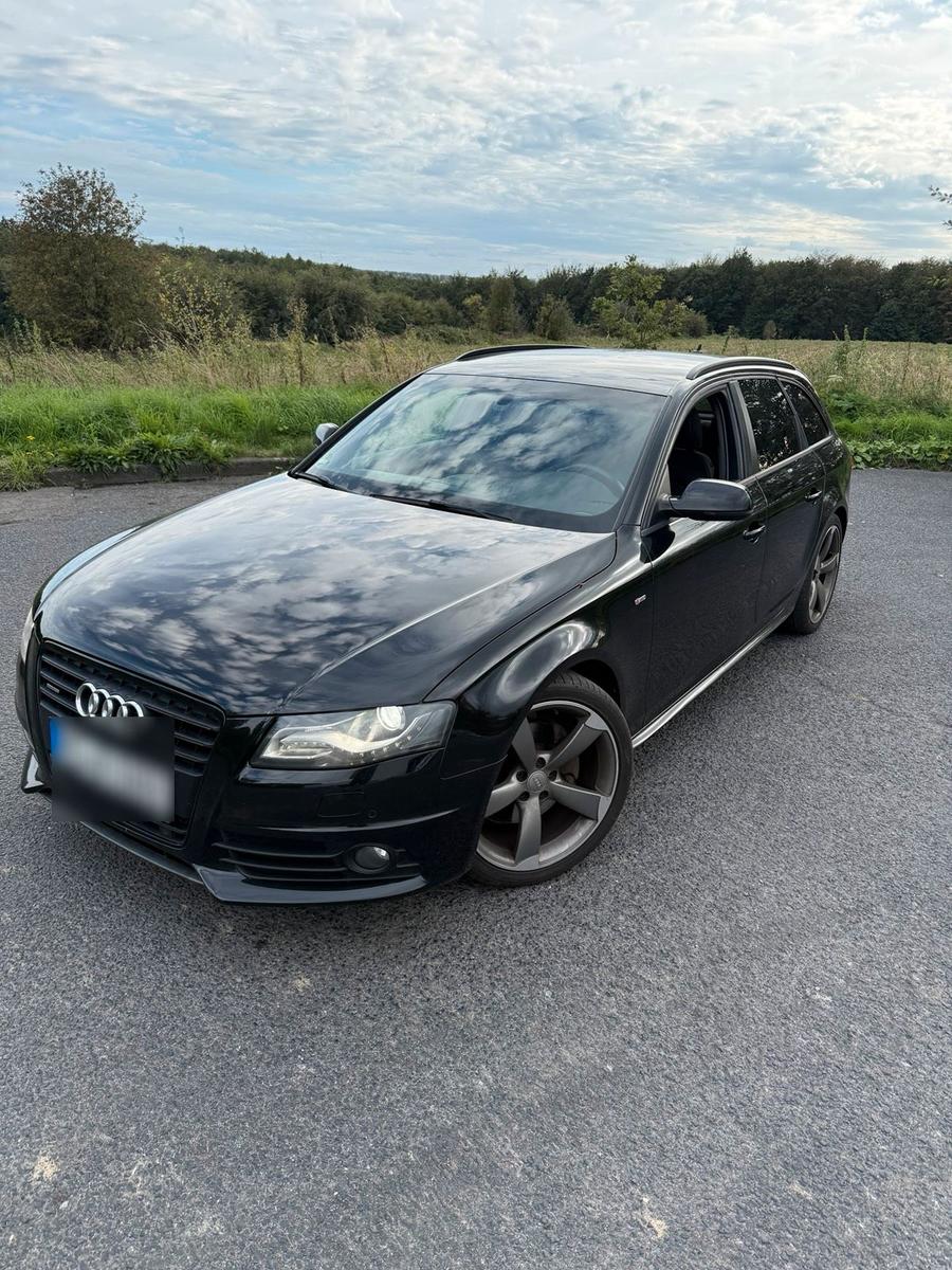 Audi Quattro 2011 — photo 13