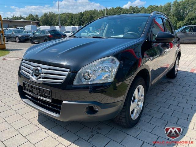 Nissan Qashqai+2 2010 — interior