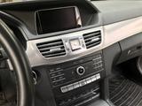 Mercedes-Benz E 250 BlueTEC 4MATIC T AVANTGARDE Autom. AVA...