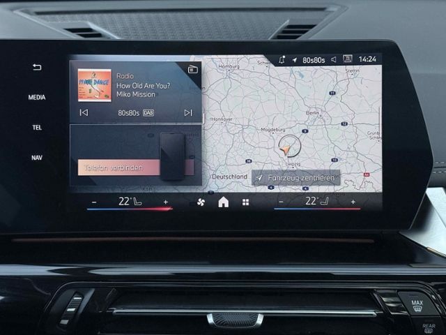 BMW X1 23 d xDrive xLine Panorama Leder AHK ACC foto 15