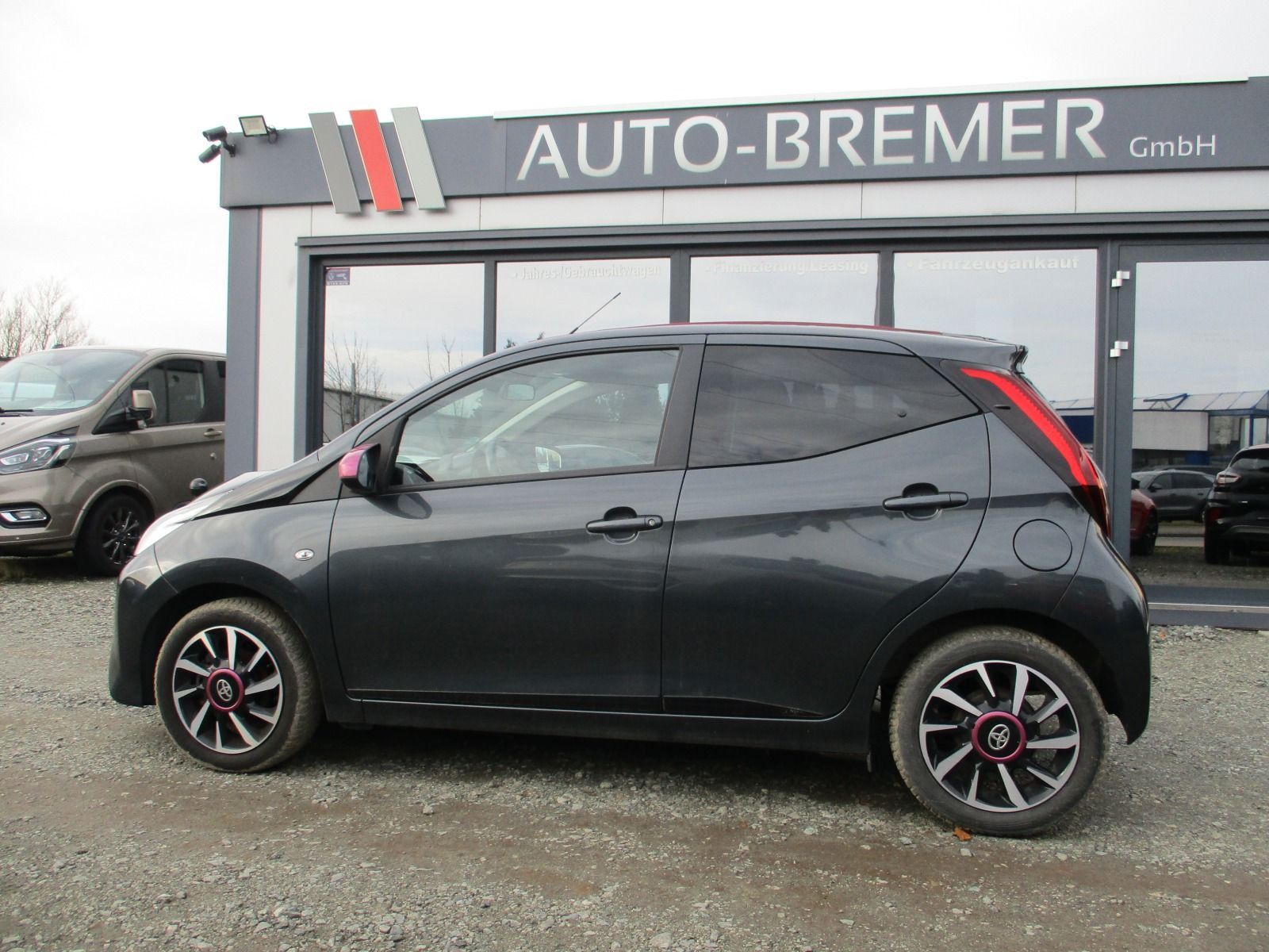 Fahrzeugabbildung Toyota Aygo 1.0 x-style  Faltdach