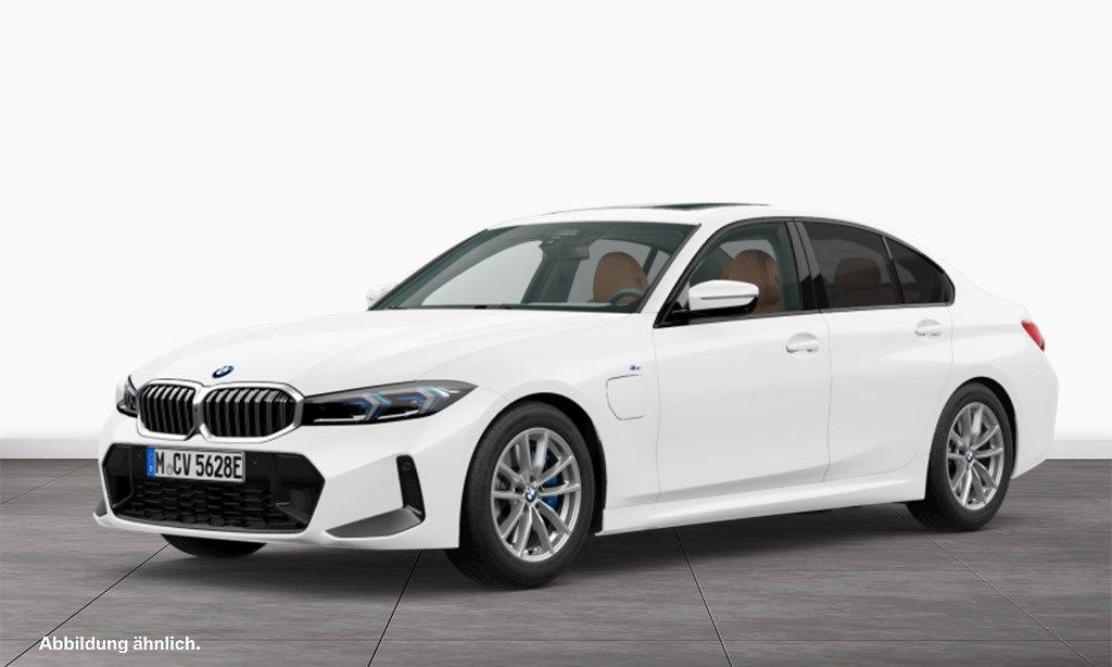 BMW 330 e Limousine M Sport LiveCockpitProf Kamera